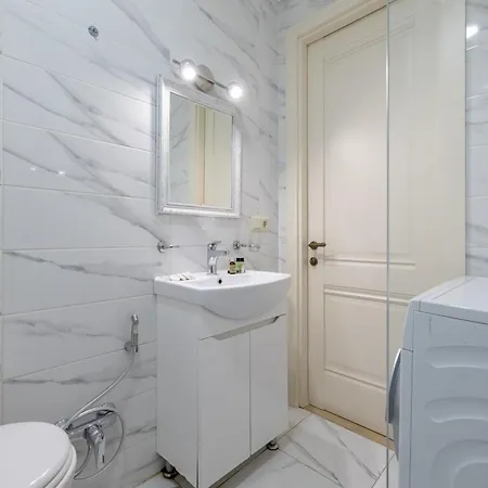 Rustaveli Avenue Hub Apartment Tbilisi Exterior photo